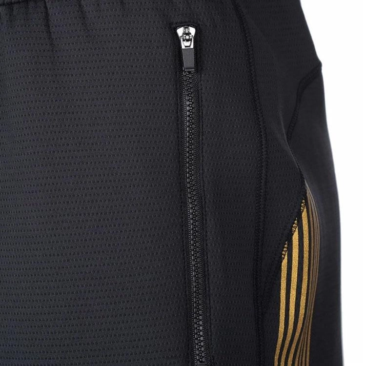 EMPORIO ARMANI FW22 EA7 Logo