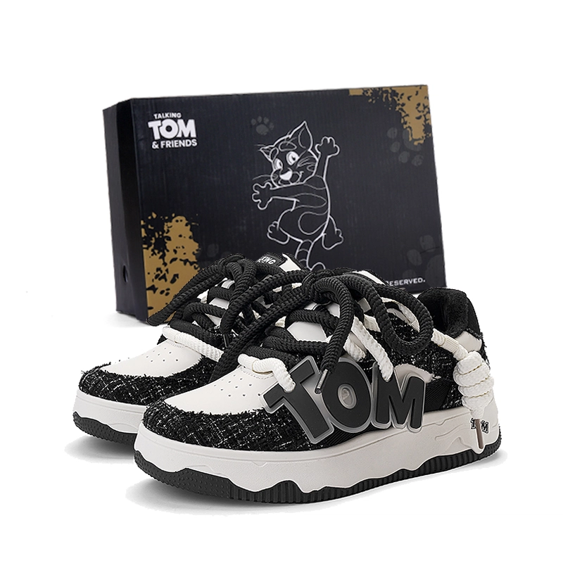 TALKING TOM