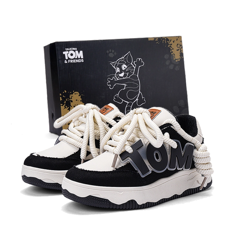TALKING TOM
