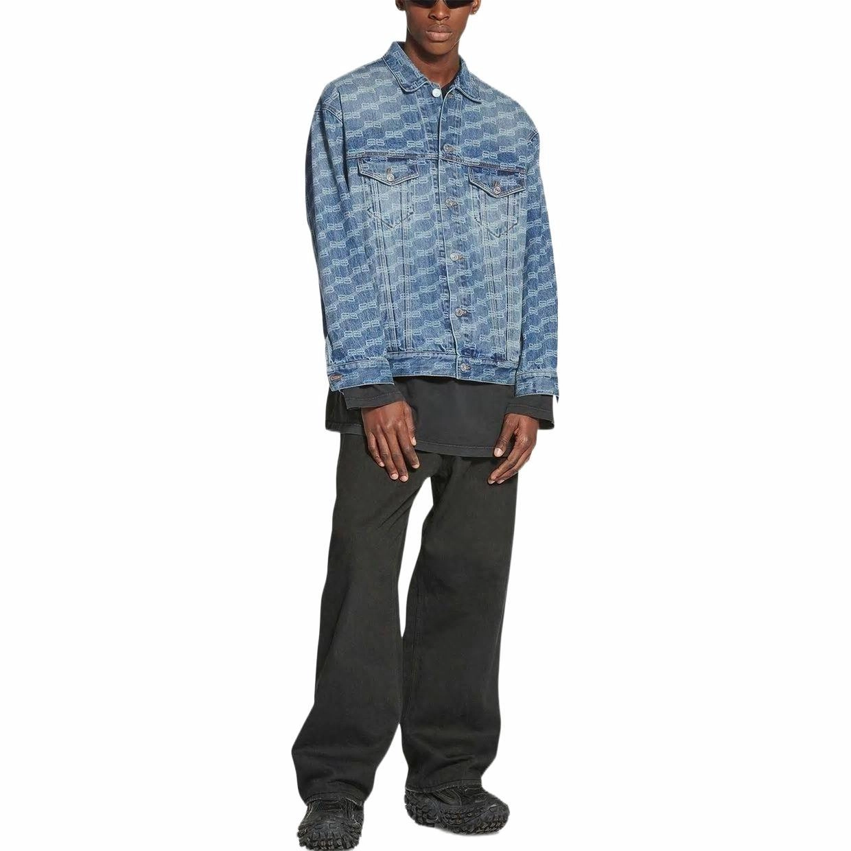 Balenciaga FW22 Logo