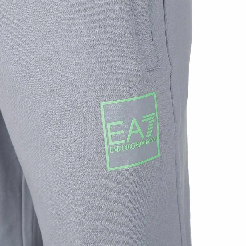EMPORIO ARMANI FW22 EA7 Logo