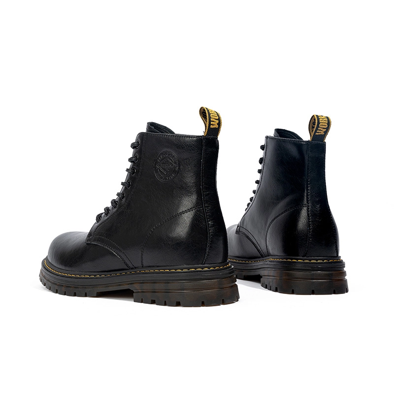 Lee Cooper