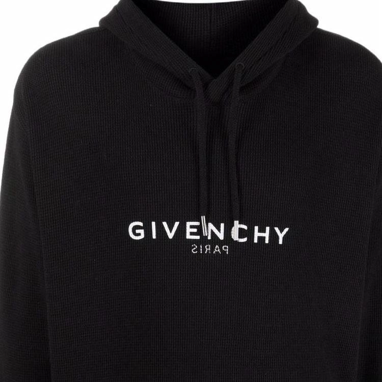 Givenchy SS22