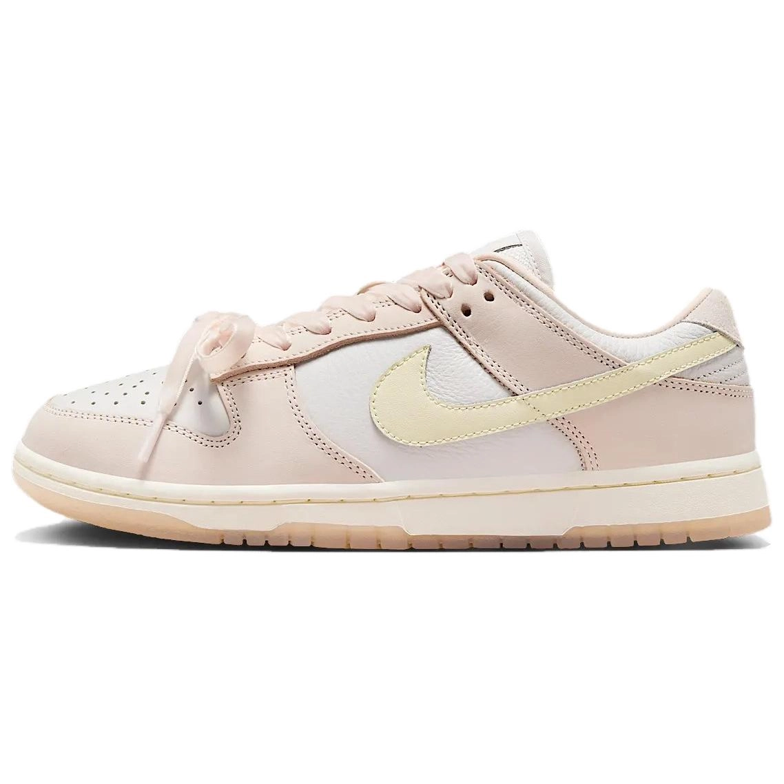Nike Dunk Low Light Soft Pink