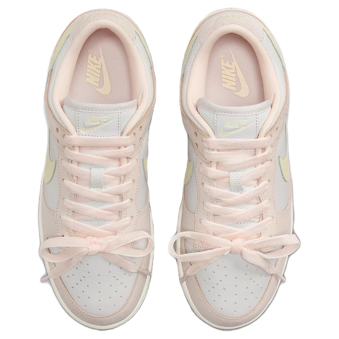 Nike Dunk Low Light Soft Pink