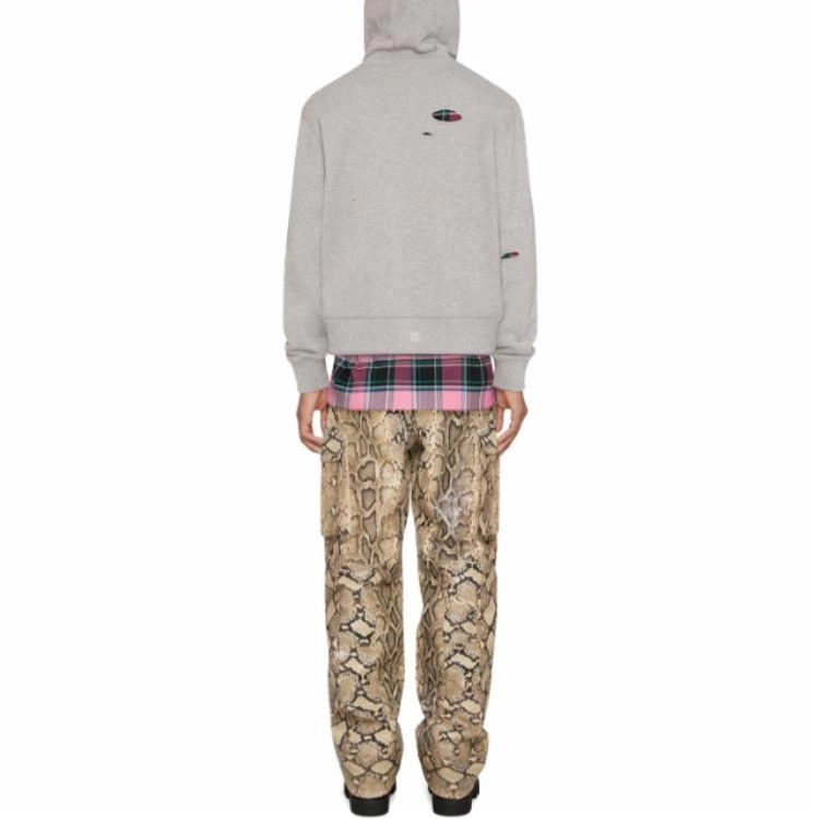 GIVENCHY