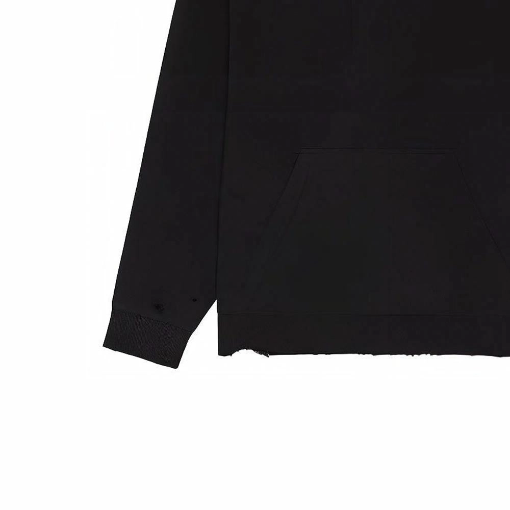 GIVENCHY