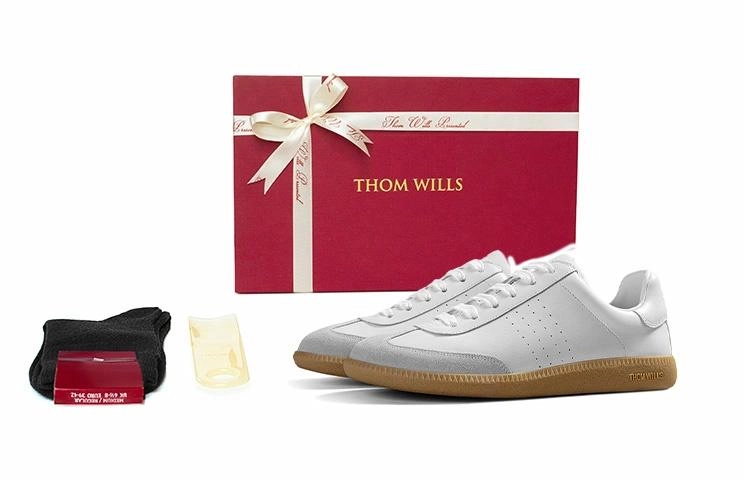 THOM WILLS