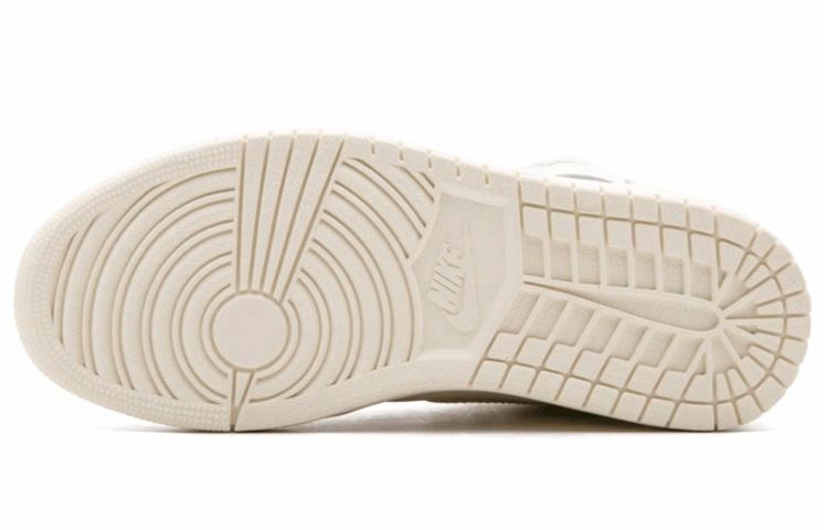 Jordan Air Jordan 1 Retro High OG Sail