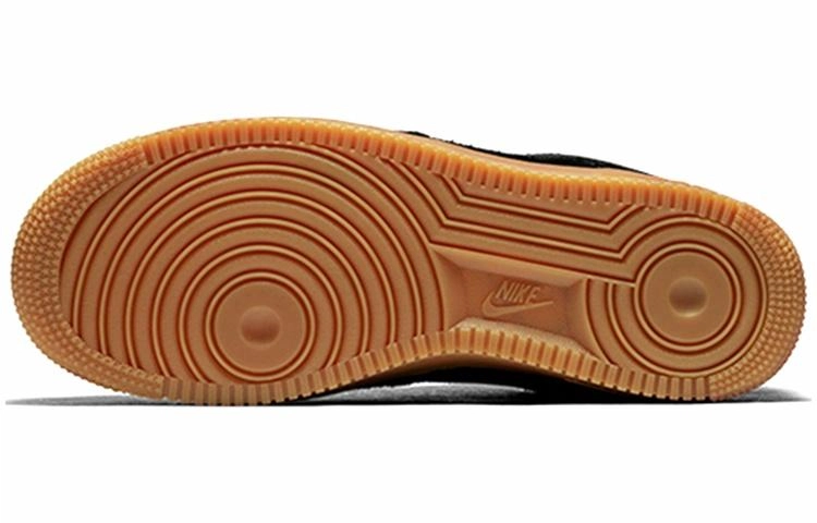Nike Air Force 1 07