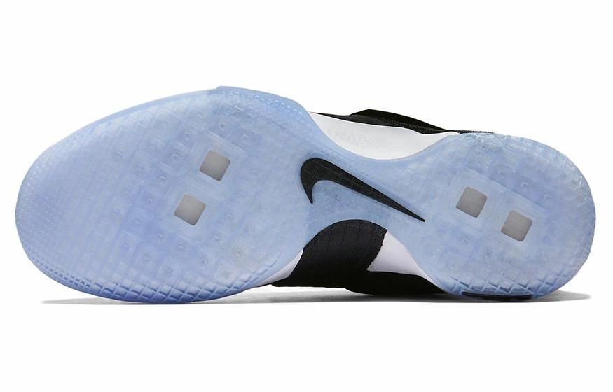 Nike zoom soldier 10 Cosmic