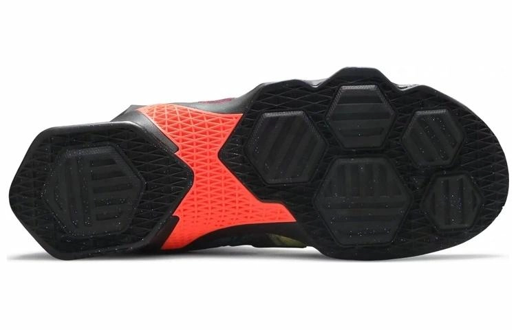 Nike Lebron 13 Akronite 13
