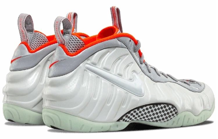Nike Foamposite Pro pure platinum