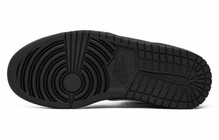 Nike Dunk Lux Chukka Riccardo Tisci Black