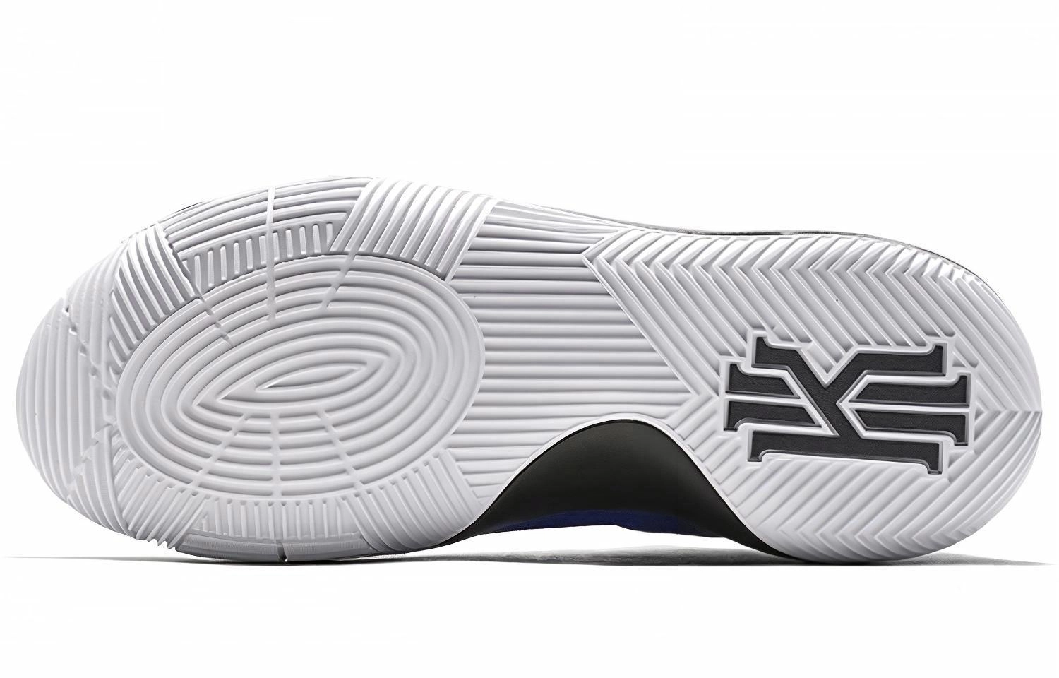 Nike Kyrie 2 "Brotherhood" 2