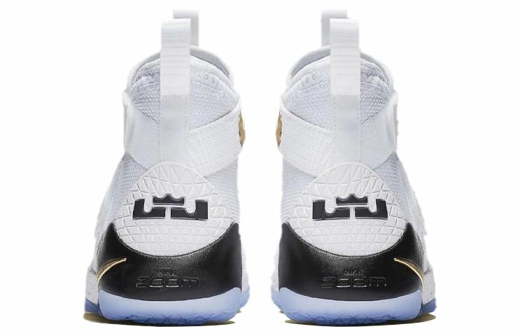 Nike zoom soldier 11 LeBron Court General 11