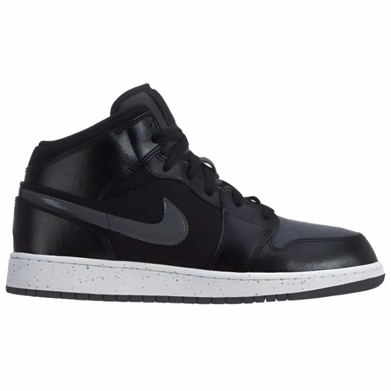 Jordan Retro Mid