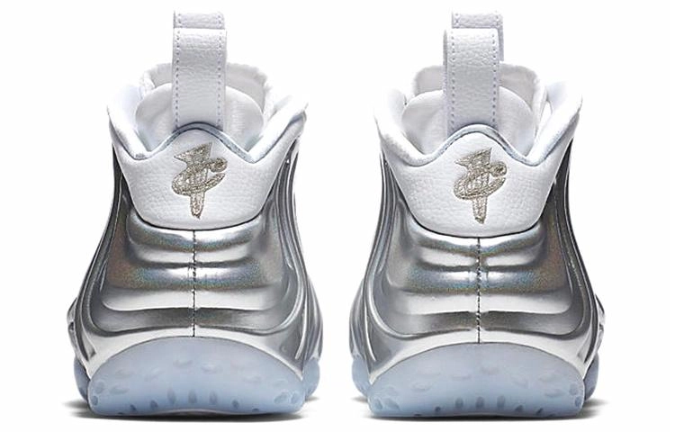 Nike Foamposite One chrome white