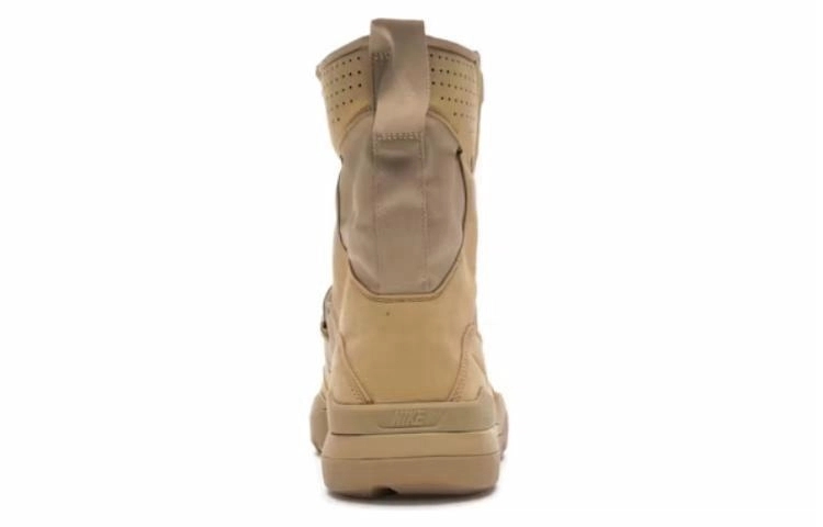 Nike SFB Field 2 8'
