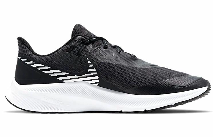 Nike Quest 3 Shield