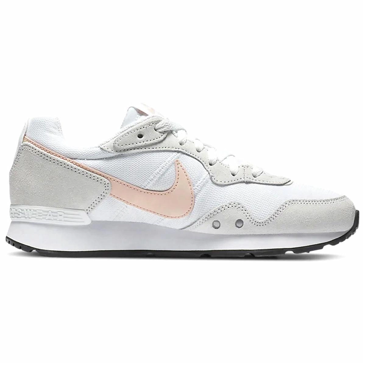 Nike Venture Runner