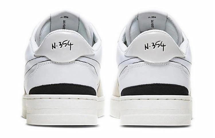 Nike Squash Type
