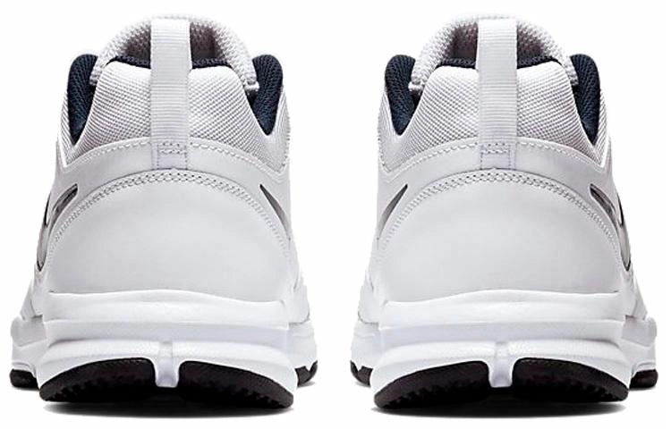 Nike T-Lite 11