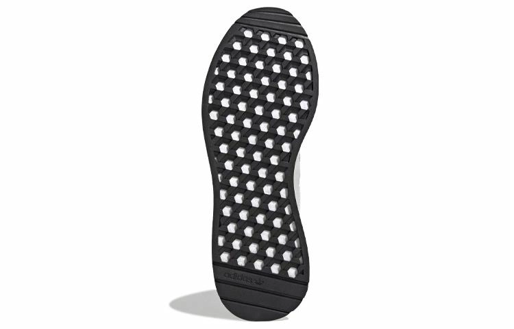adidas originals MARATHON TECH