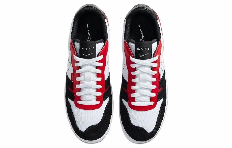 Nike Squash Type black toe
