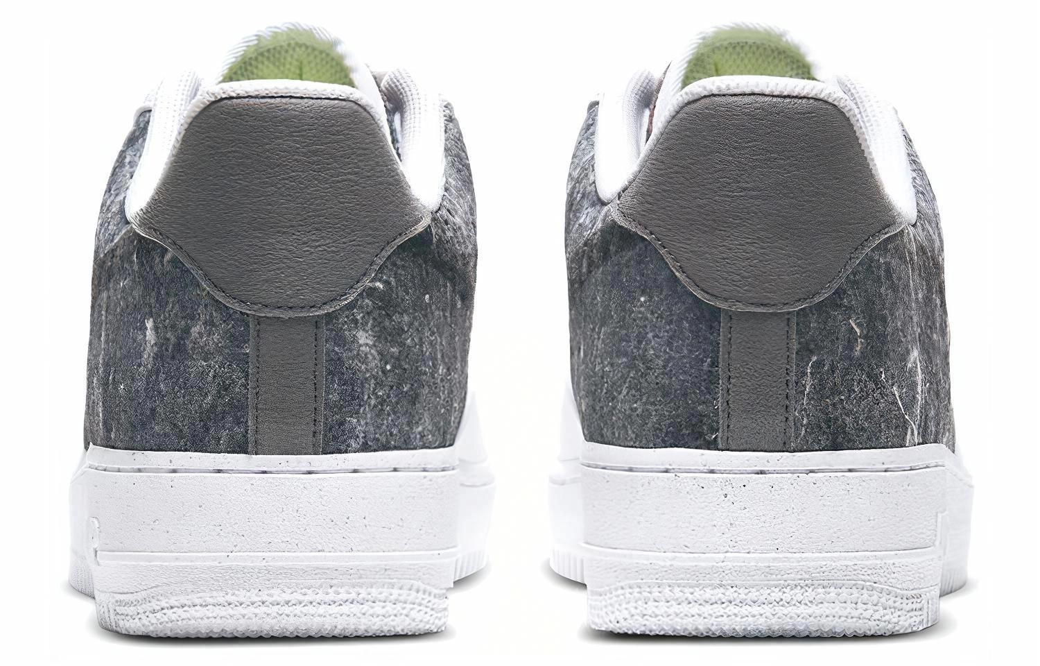 Nike Air Force 1 07 LV8