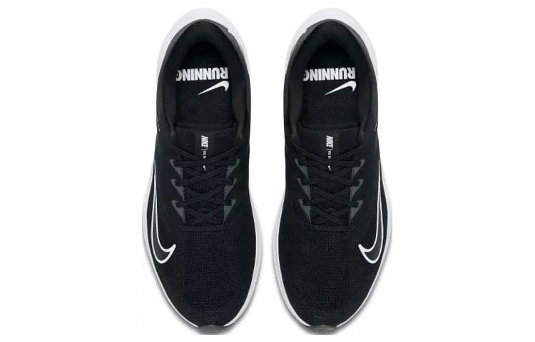 Nike Quest 3