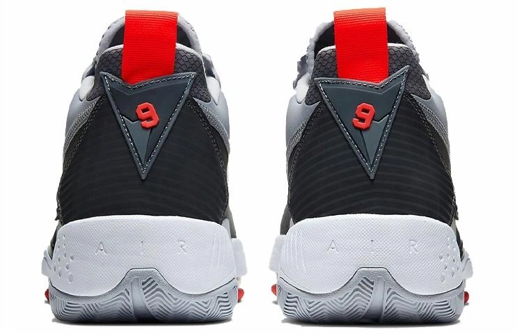 Jordan Zoom 92