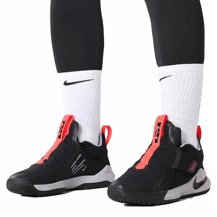 Nike Ambassador 11