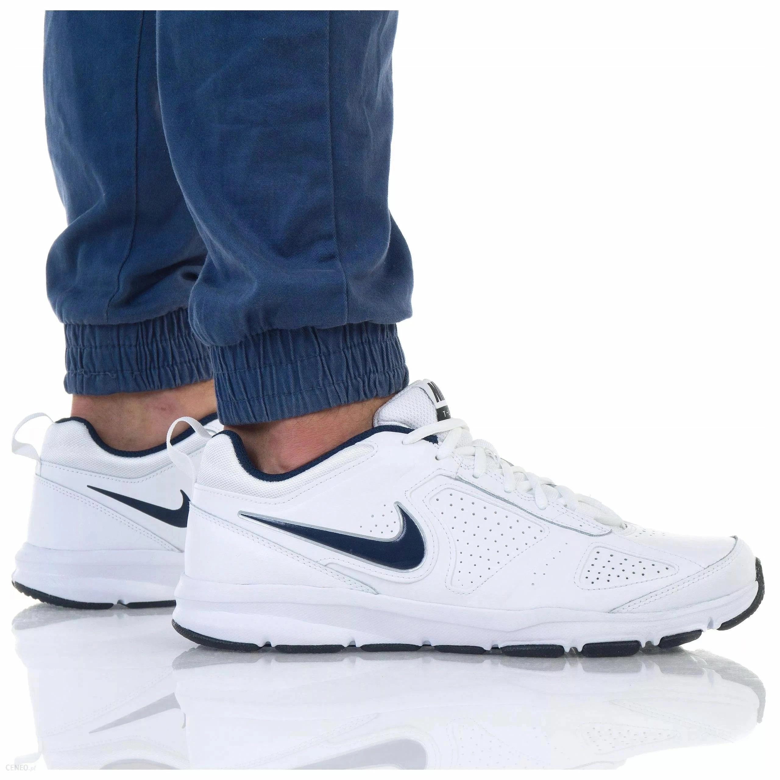 Nike T-Lite 11