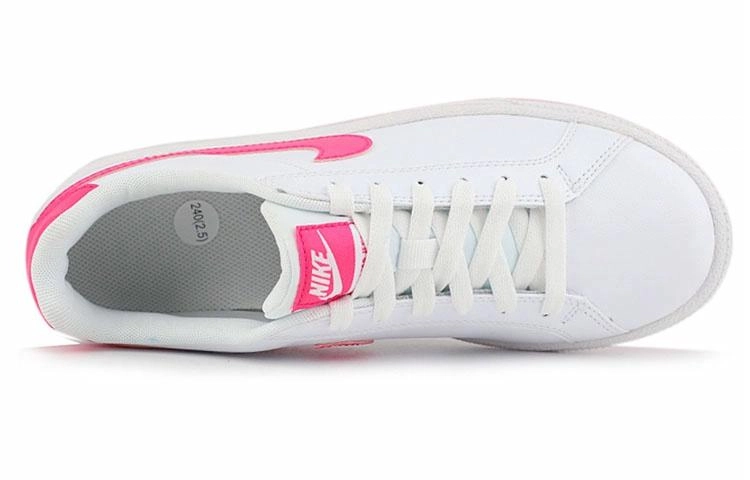 Nike Court Majestic