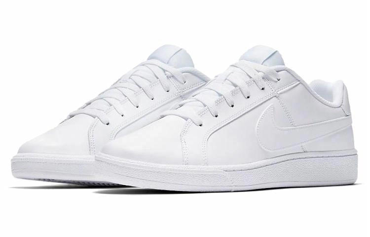 Nike Court Royale