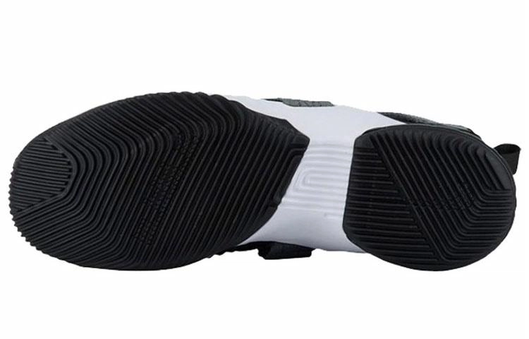 Nike LeBron Soldier 12 12