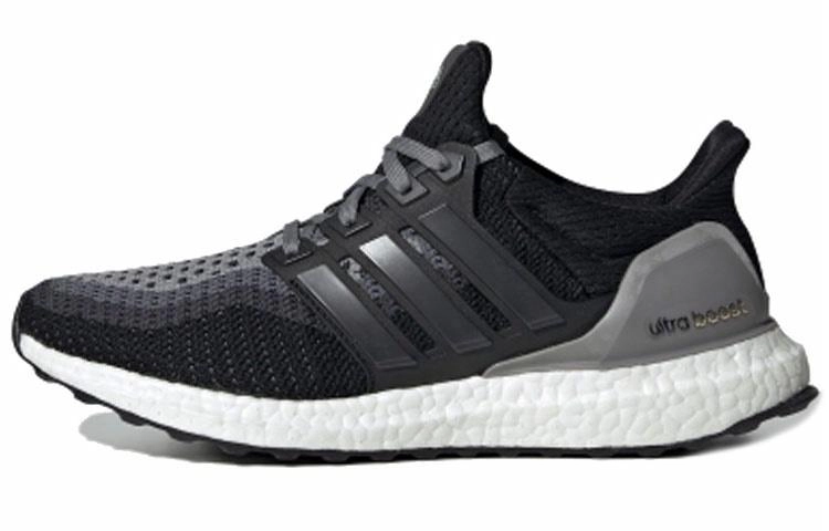 adidas ULTRA BOOST