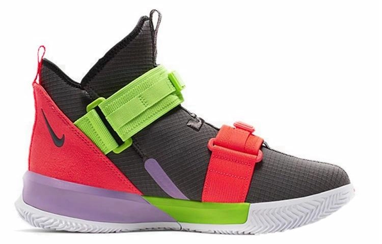 Nike zoom soldier 13 13