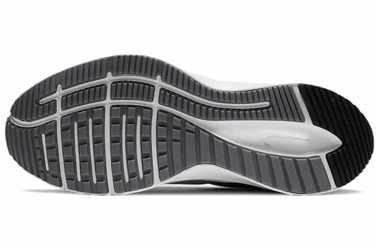 Nike Quest 3