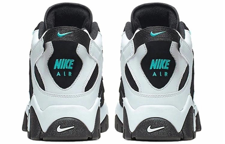Nike Air Barrage Mid