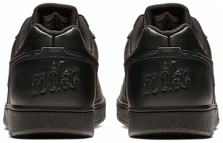 Nike EBERNON Low