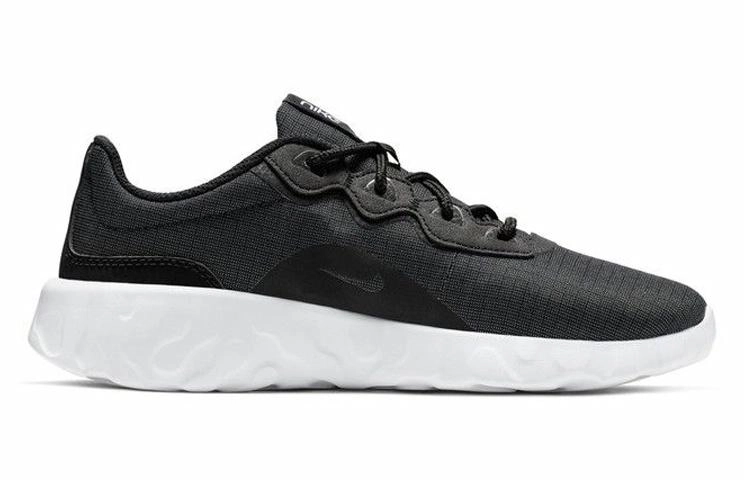 Nike Explore strada