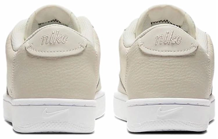 Nike Court Vintage Premium