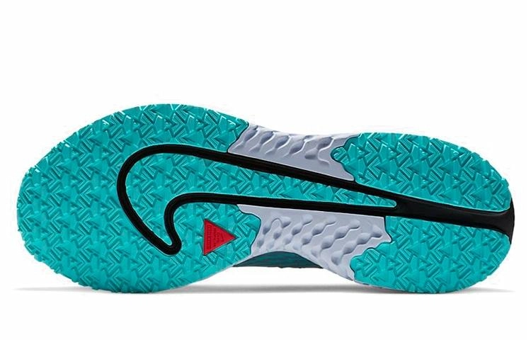 Nike Legend React 3 Shield