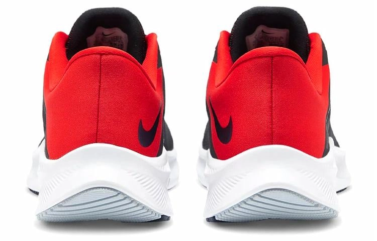 Nike Quest 3