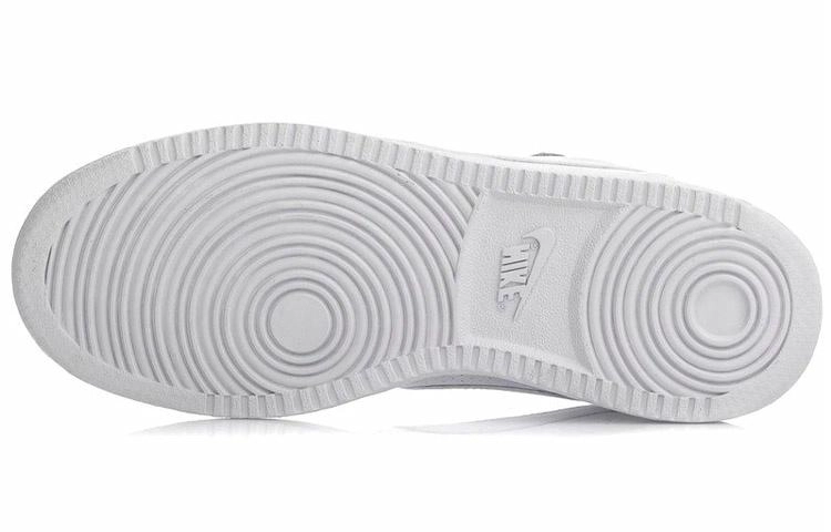 Nike Court Borough Low