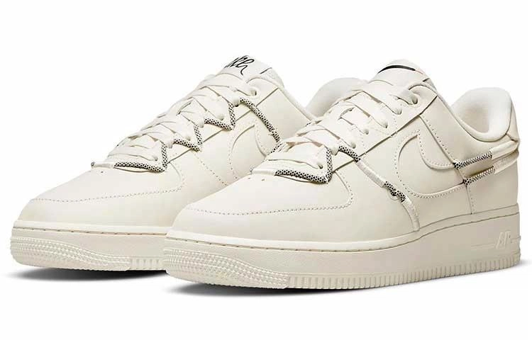 Nike Air Force 1 07 LX