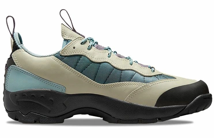 Nike ACG Air Mada