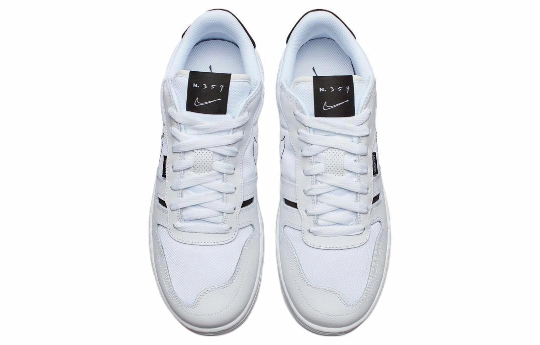 Nike Squash Type